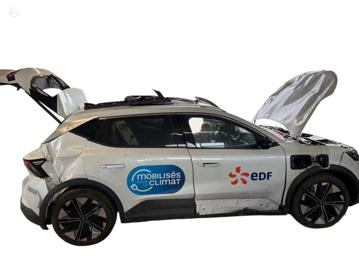 Renault Scenic E-Tech for parts