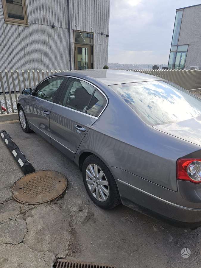 Volkswagen Passat - 7