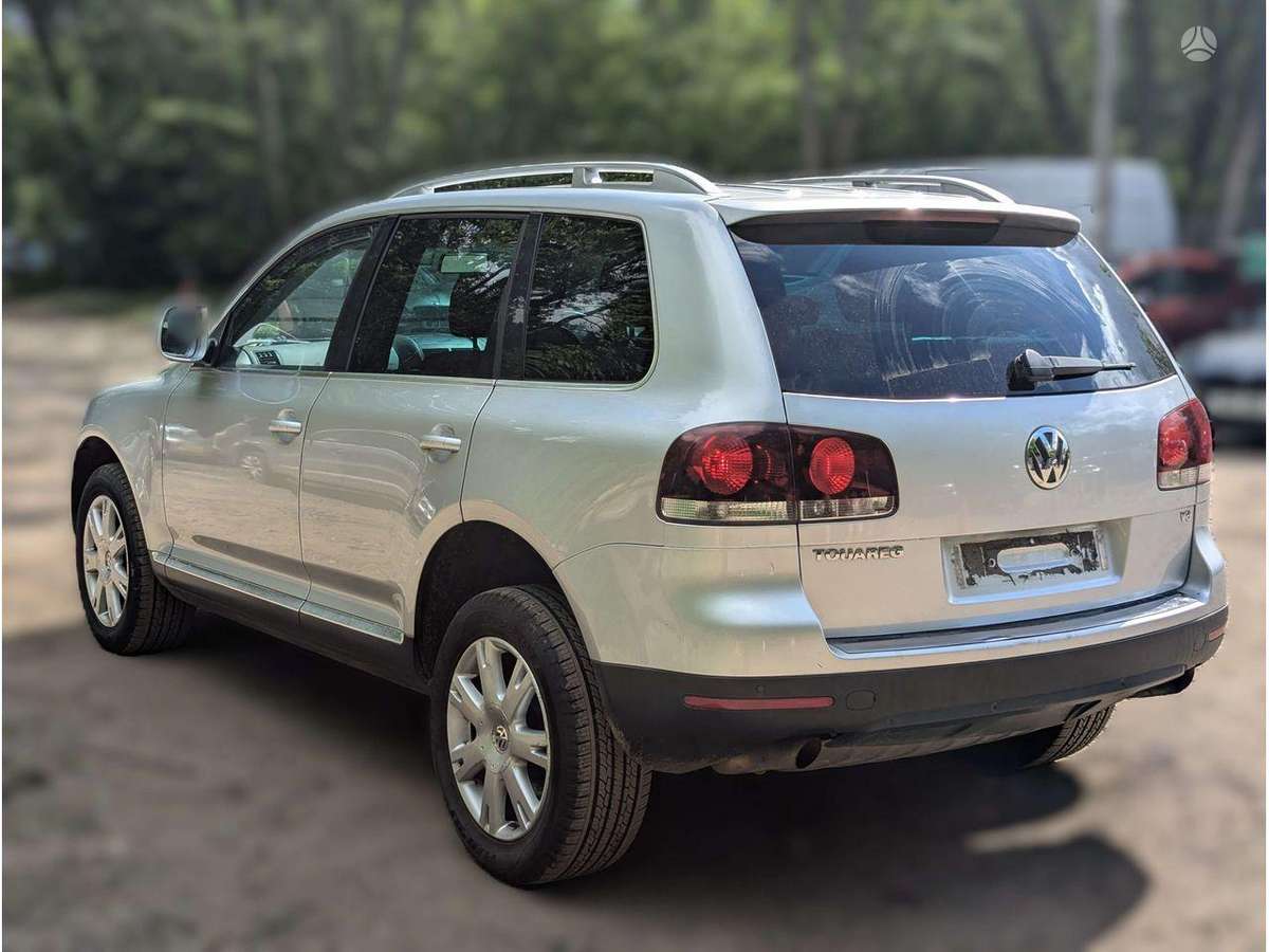 Volkswagen Touareg engine