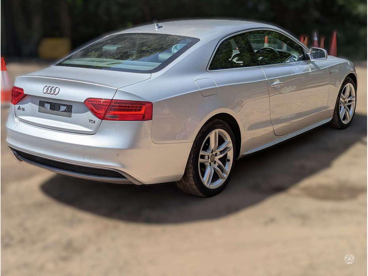 Audi A5 engine