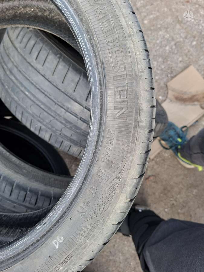 Vredestein, summer 215/45 R17