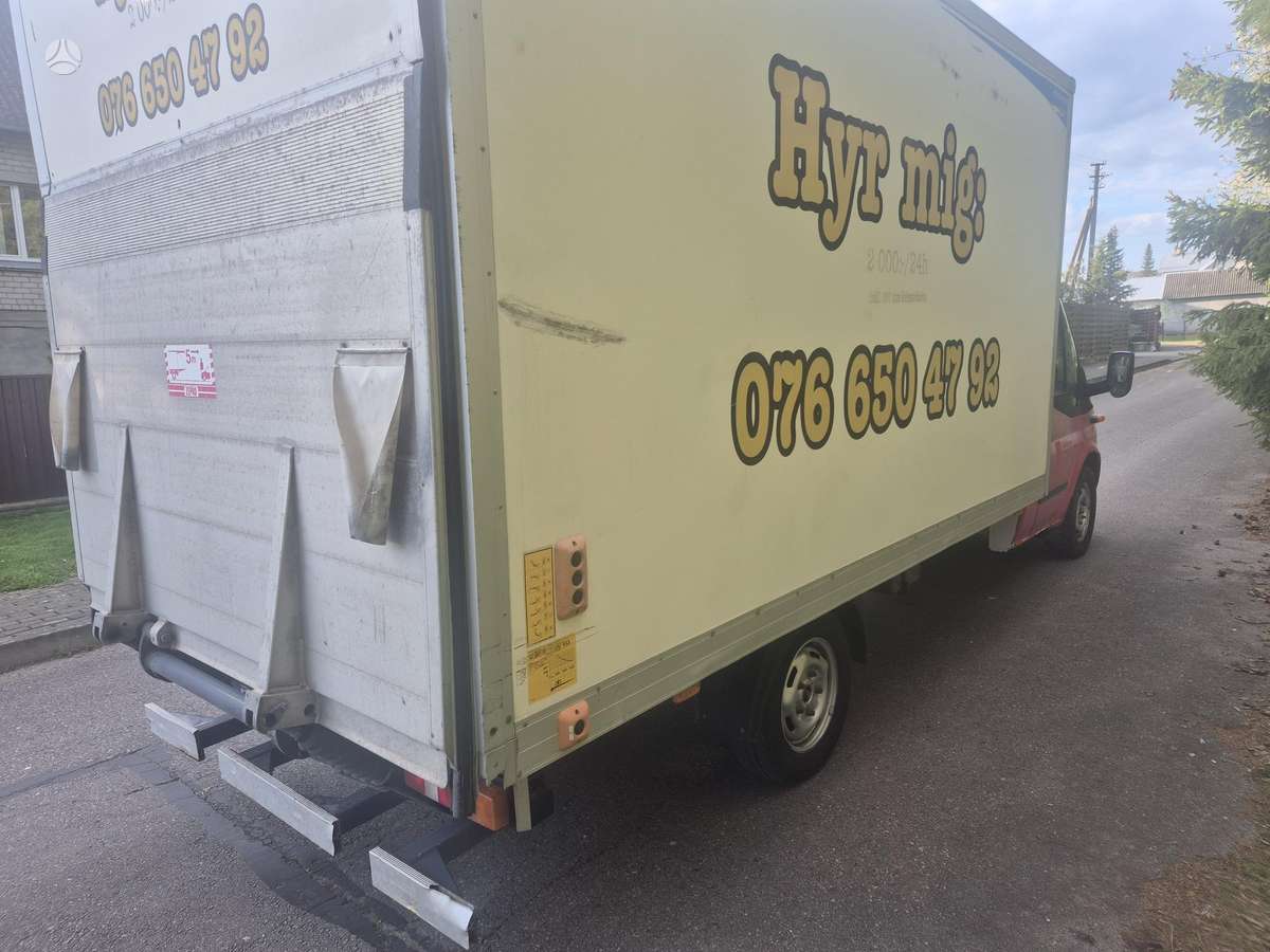 Ford Transit, box trucks / box vans