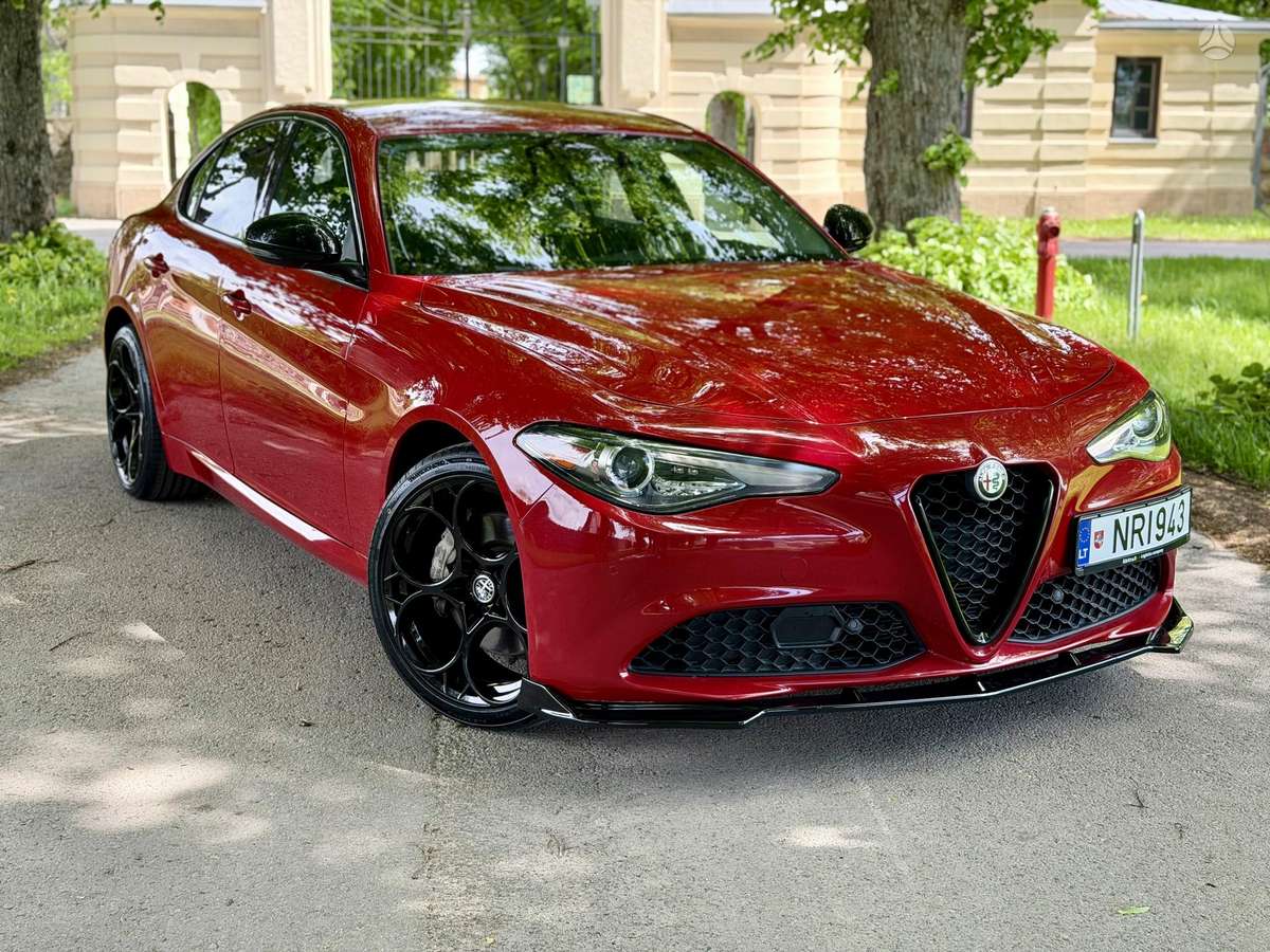 Alfa Romeo Giulia, 2.0 l., Седан