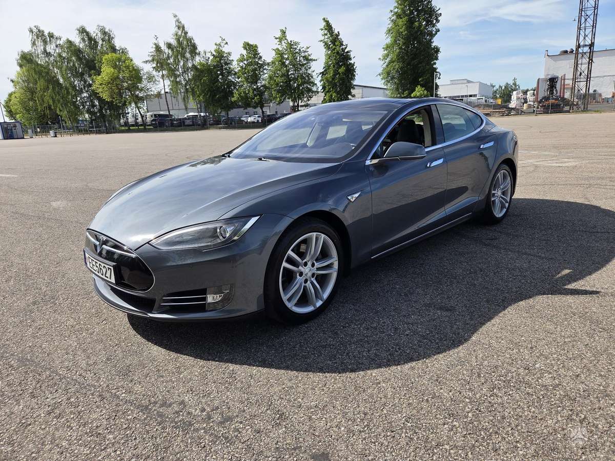 Tesla Model S, 85 кВт·ч, Седан