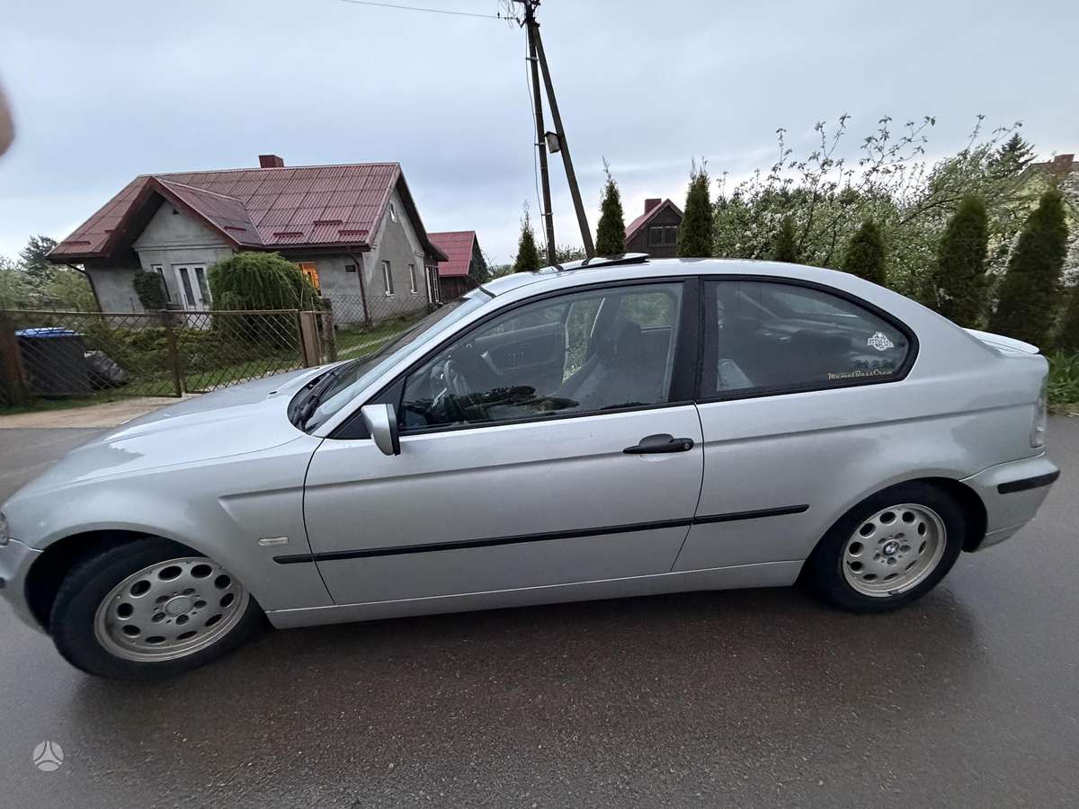 BMW 316, hatchback