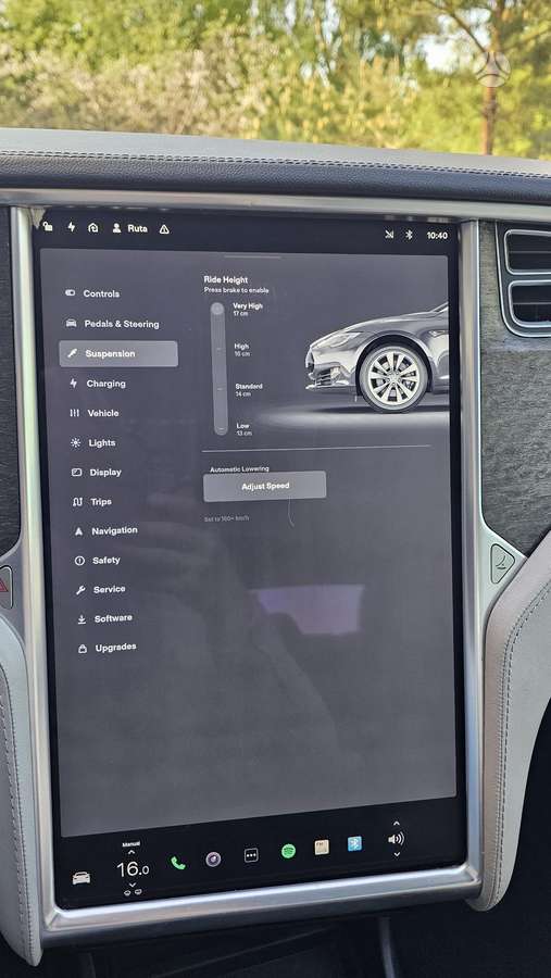 Tesla Model S, 85 kWh, hatchback