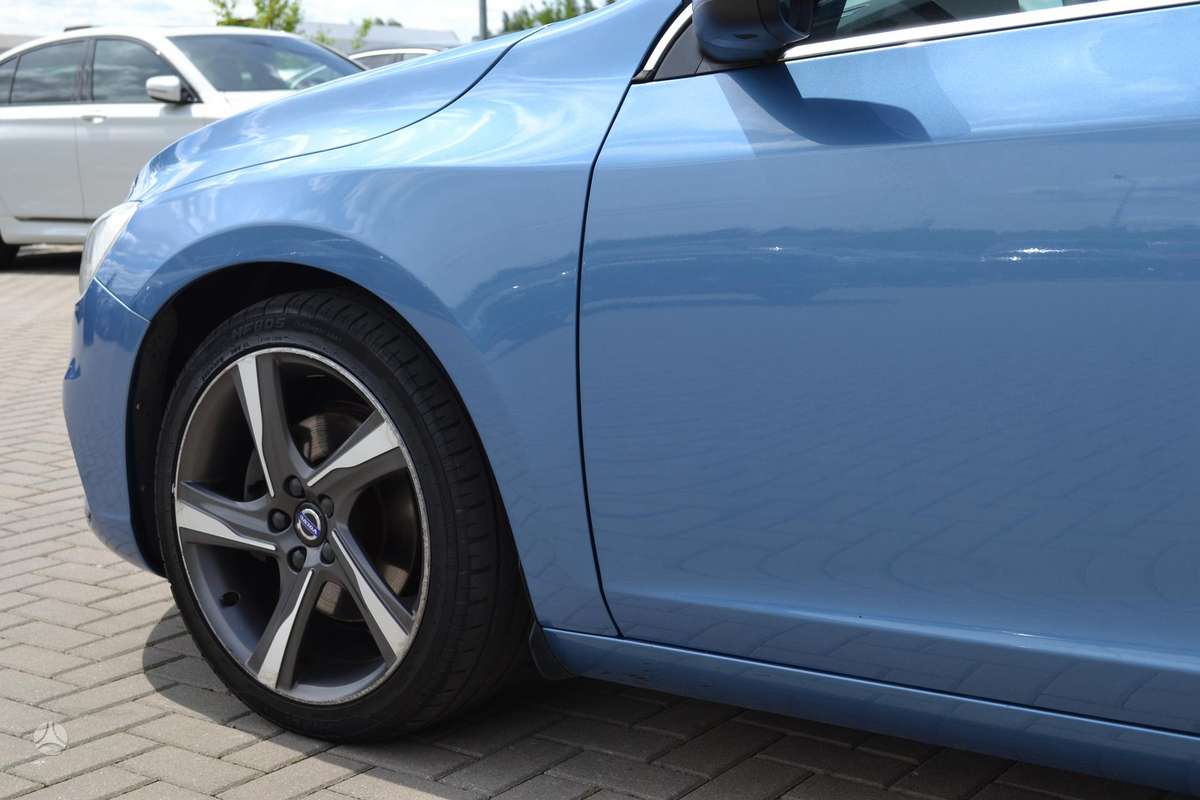 Volvo V60, 2.0 l., universalas