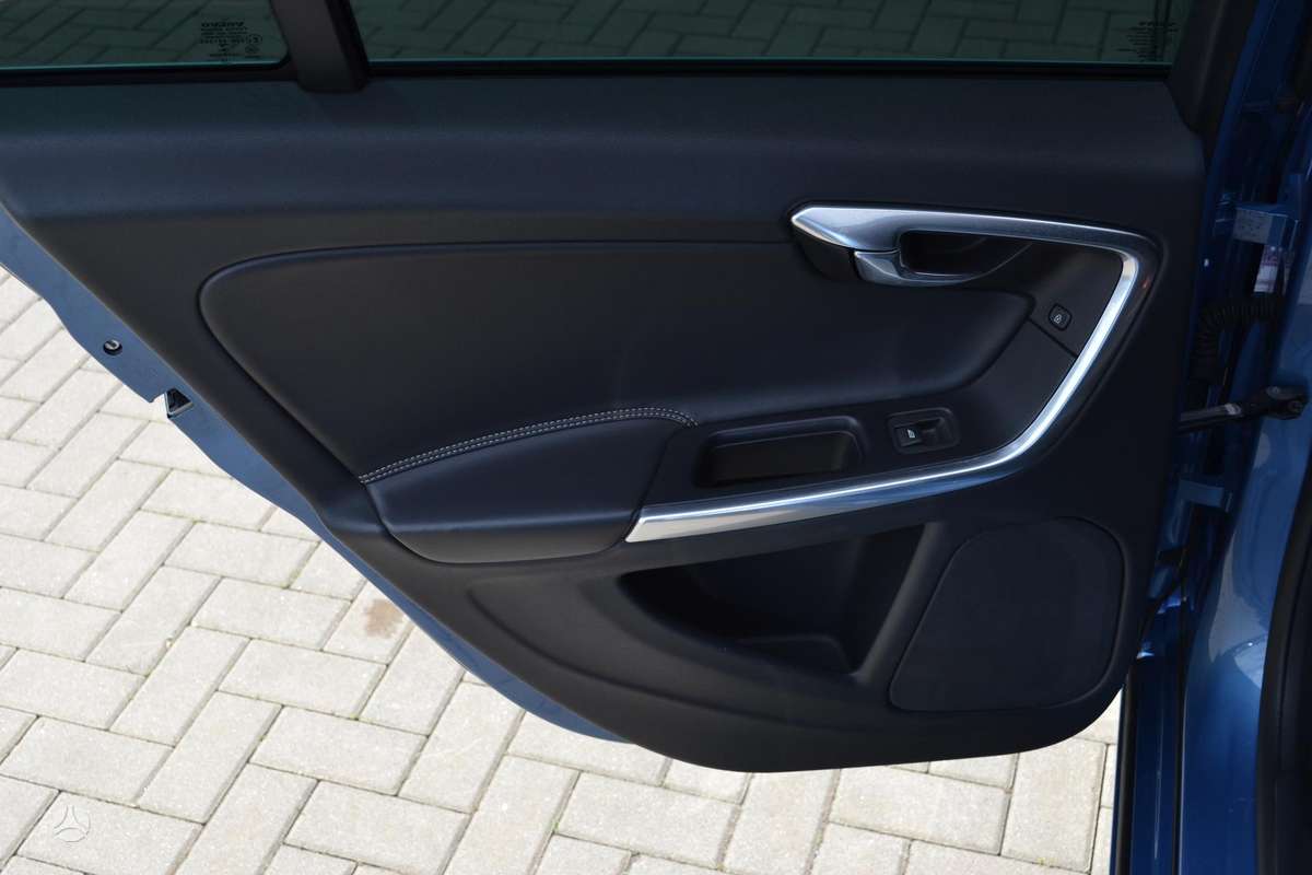 Volvo V60, 2.0 l., universalas