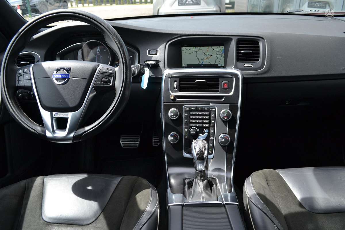 Volvo V60, 2.0 l., Универсал