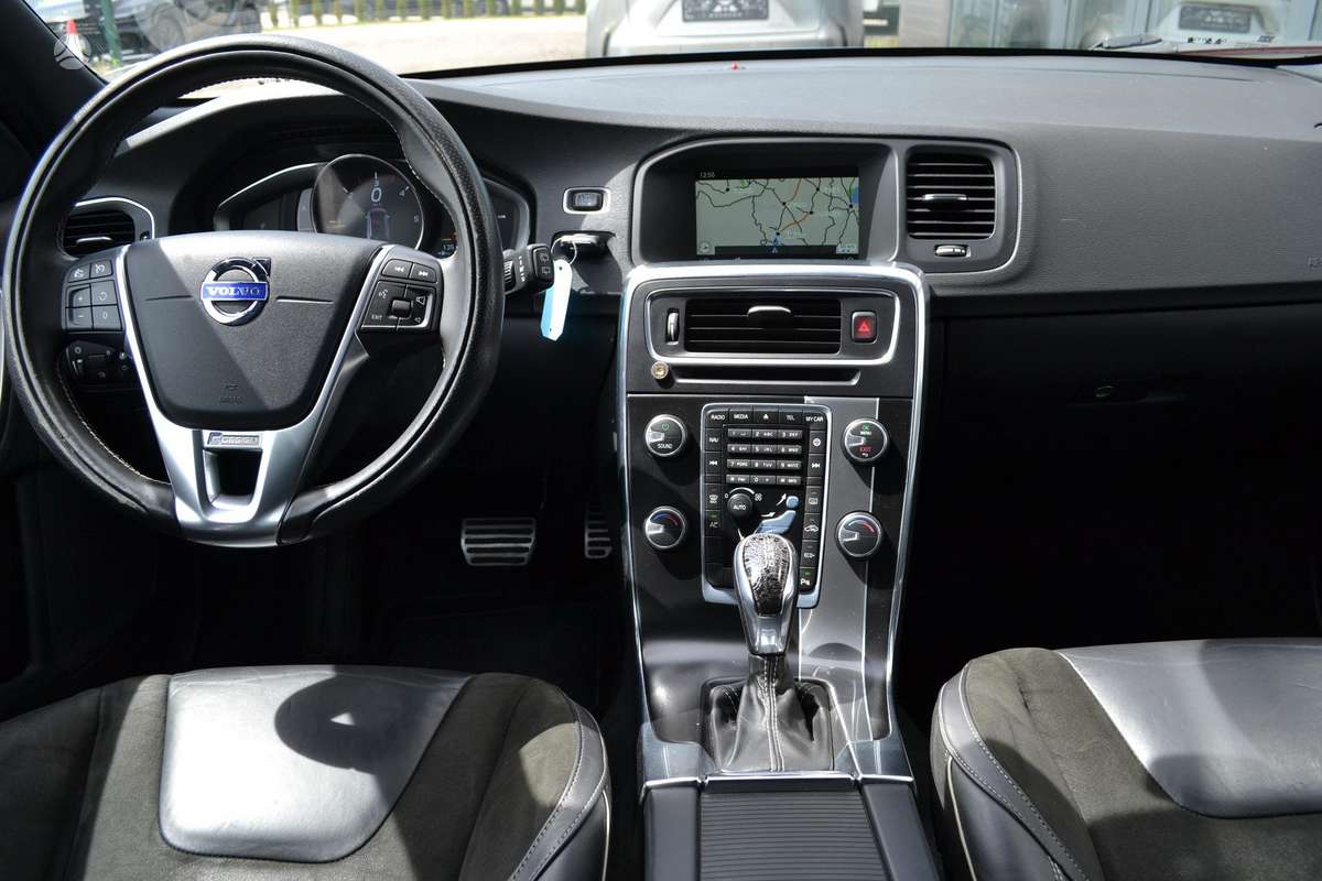 Volvo V60, 2.0 l., universalas