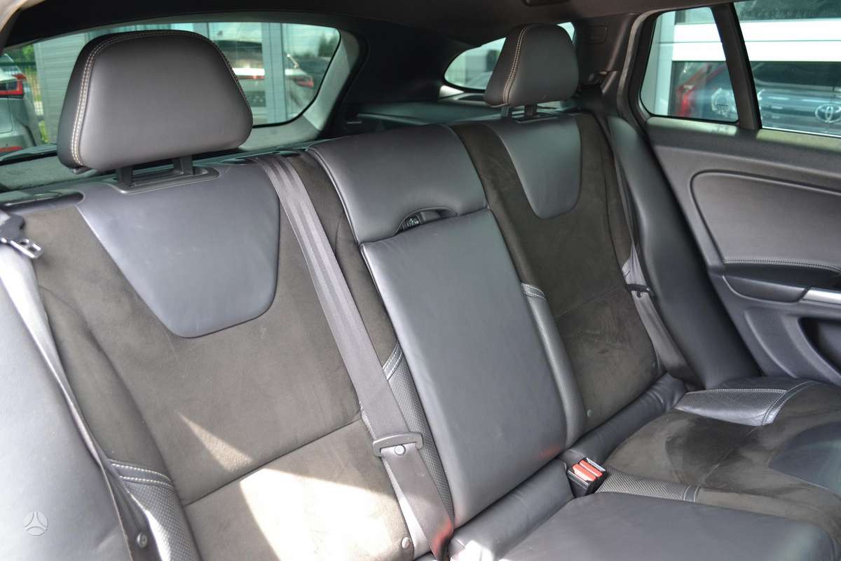 Volvo V60, 2.0 l., universalas