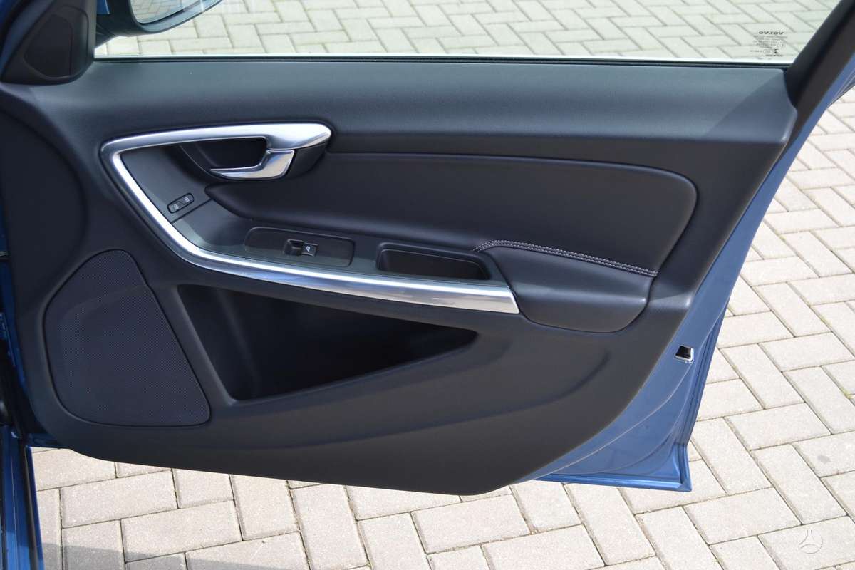 Volvo V60, 2.0 l., universalas