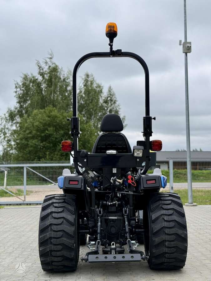 Solis Solis26HST, tractors