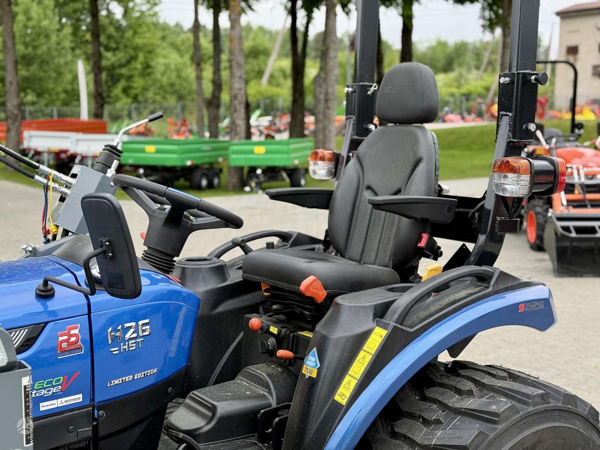 Solis Solis26HST, tractors