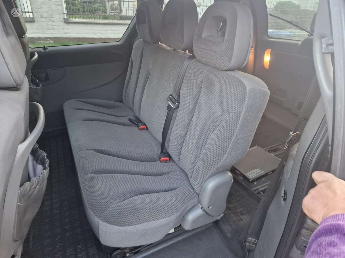 Chrysler Voyager, 2.8 l., Минивэн
