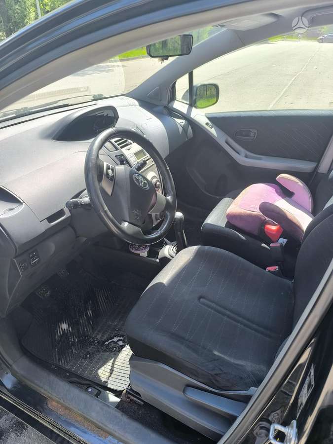 Toyota Yaris - 3