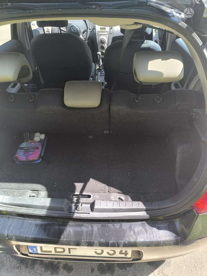 Toyota Yaris - 5