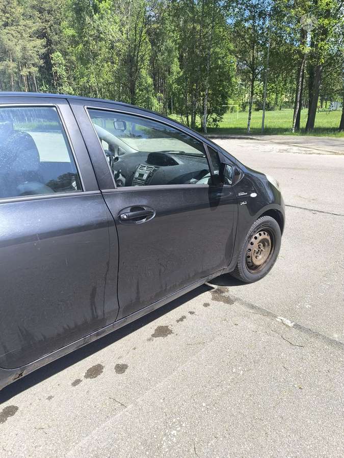 Toyota Yaris - 6