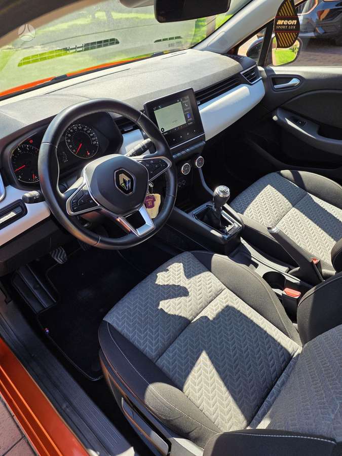 Renault Clio - 6