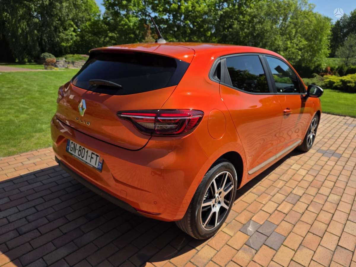 Renault Clio - 2