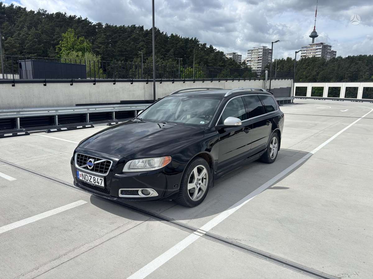 Volvo V70, 2.0 l., Универсал