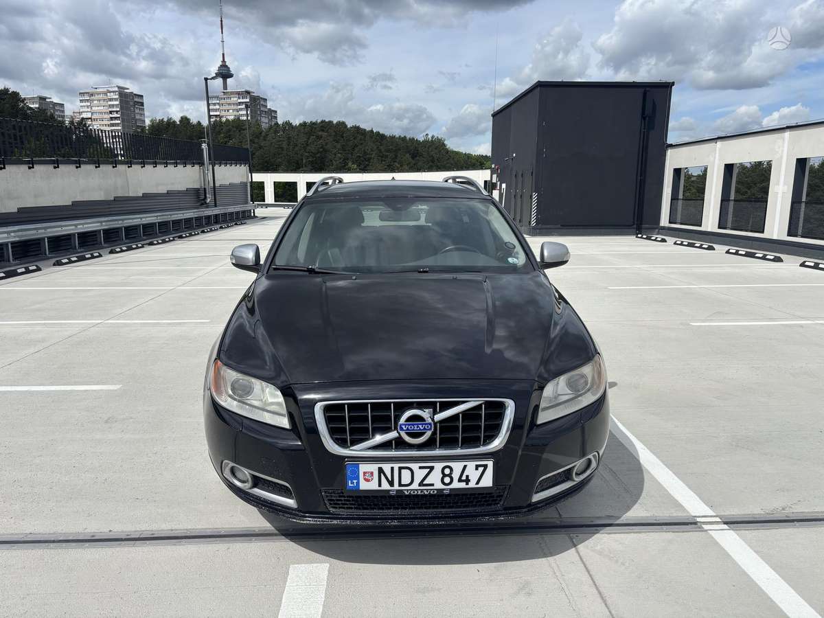Volvo V70, 2.0 l., Универсал