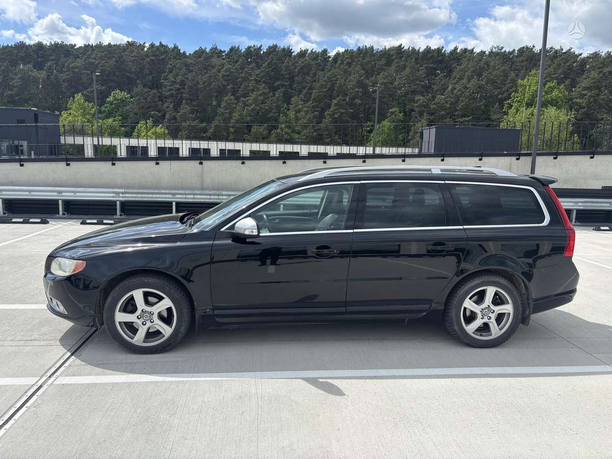 Volvo V70, 2.0 l., Универсал