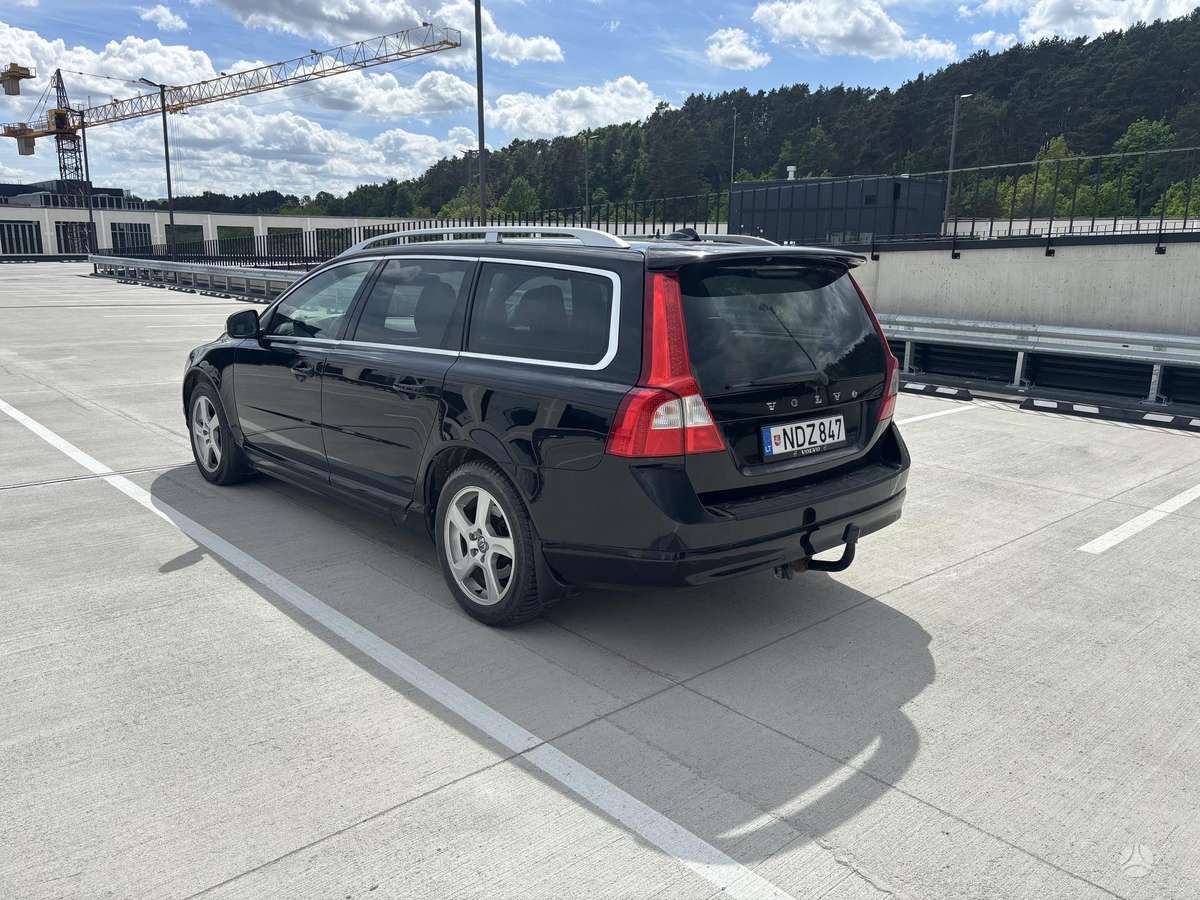 Volvo V70, 2.0 l., Универсал