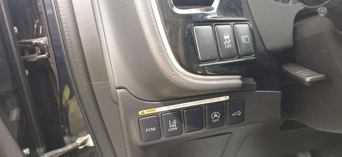 Mitsubishi Outlander, 2.0 l., Минивэн
