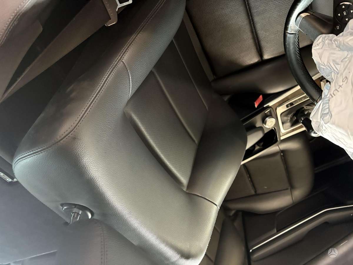 Mercedes-Benz E250 37068366700
