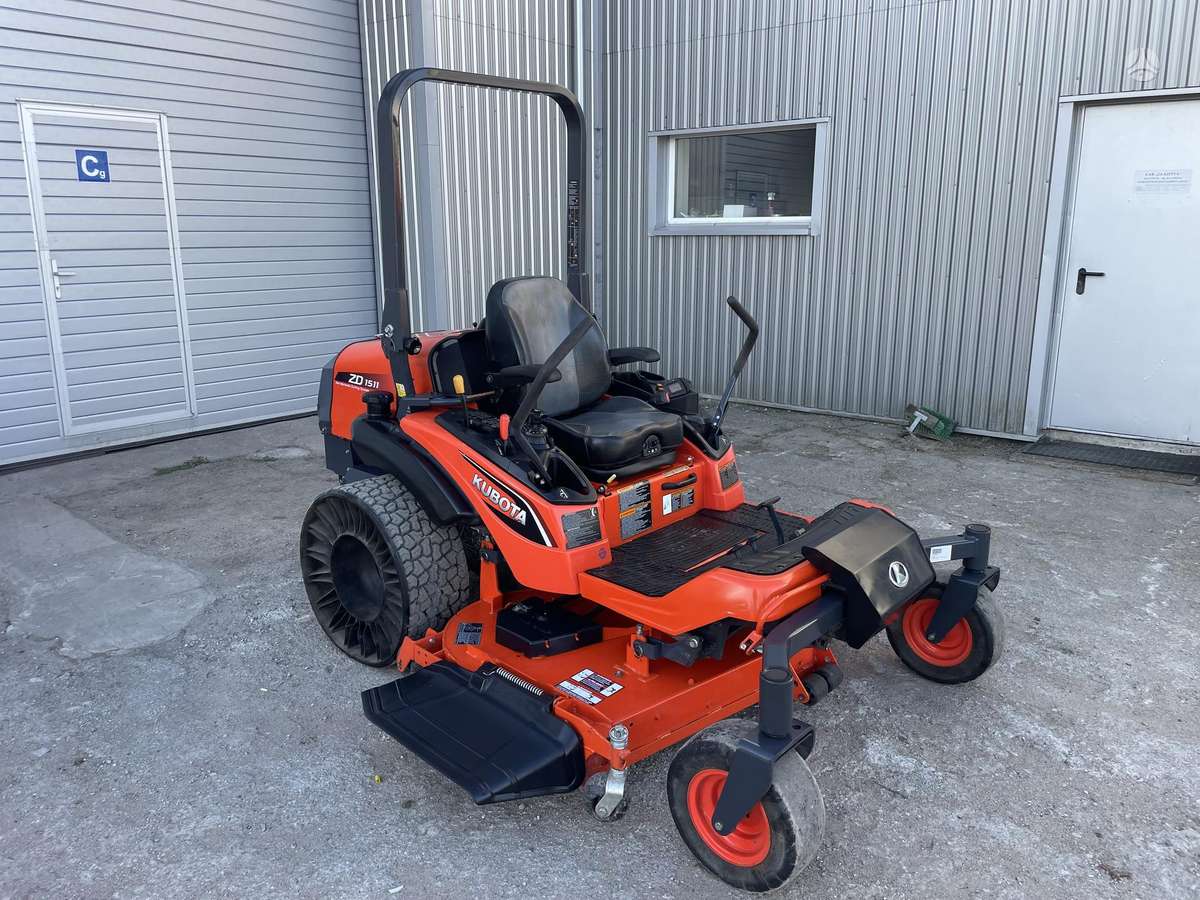 Kubota ZD1511, sodo traktoriai