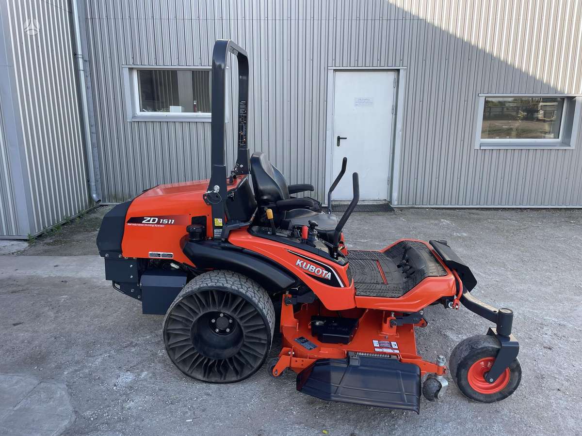 Kubota ZD1511, sodo traktoriai