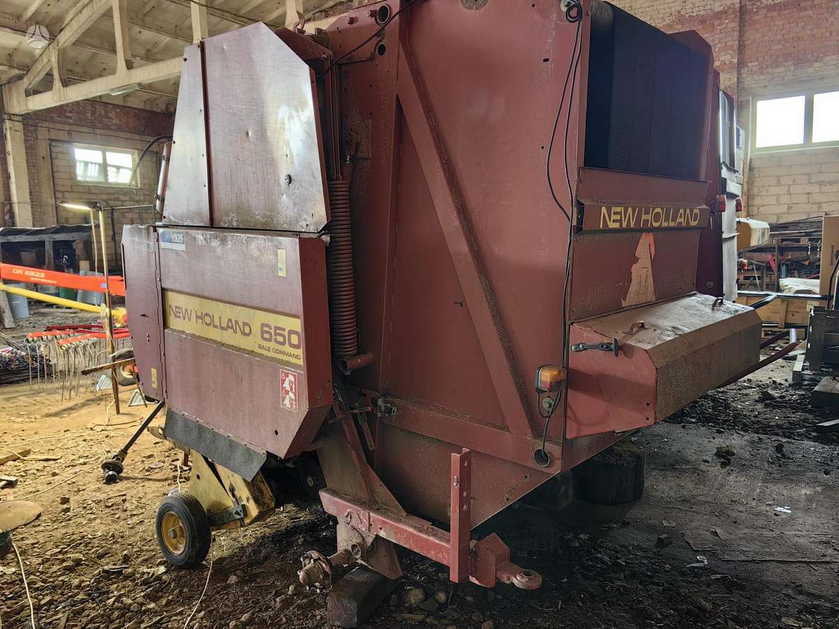 New Holland 650_parduodamas dalimis!, balers