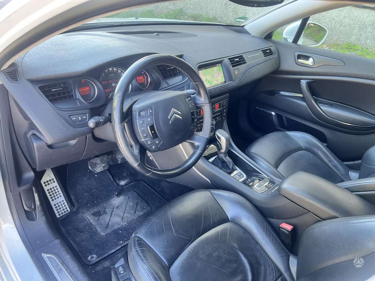 Citroen C5, 2.2 l., universalas