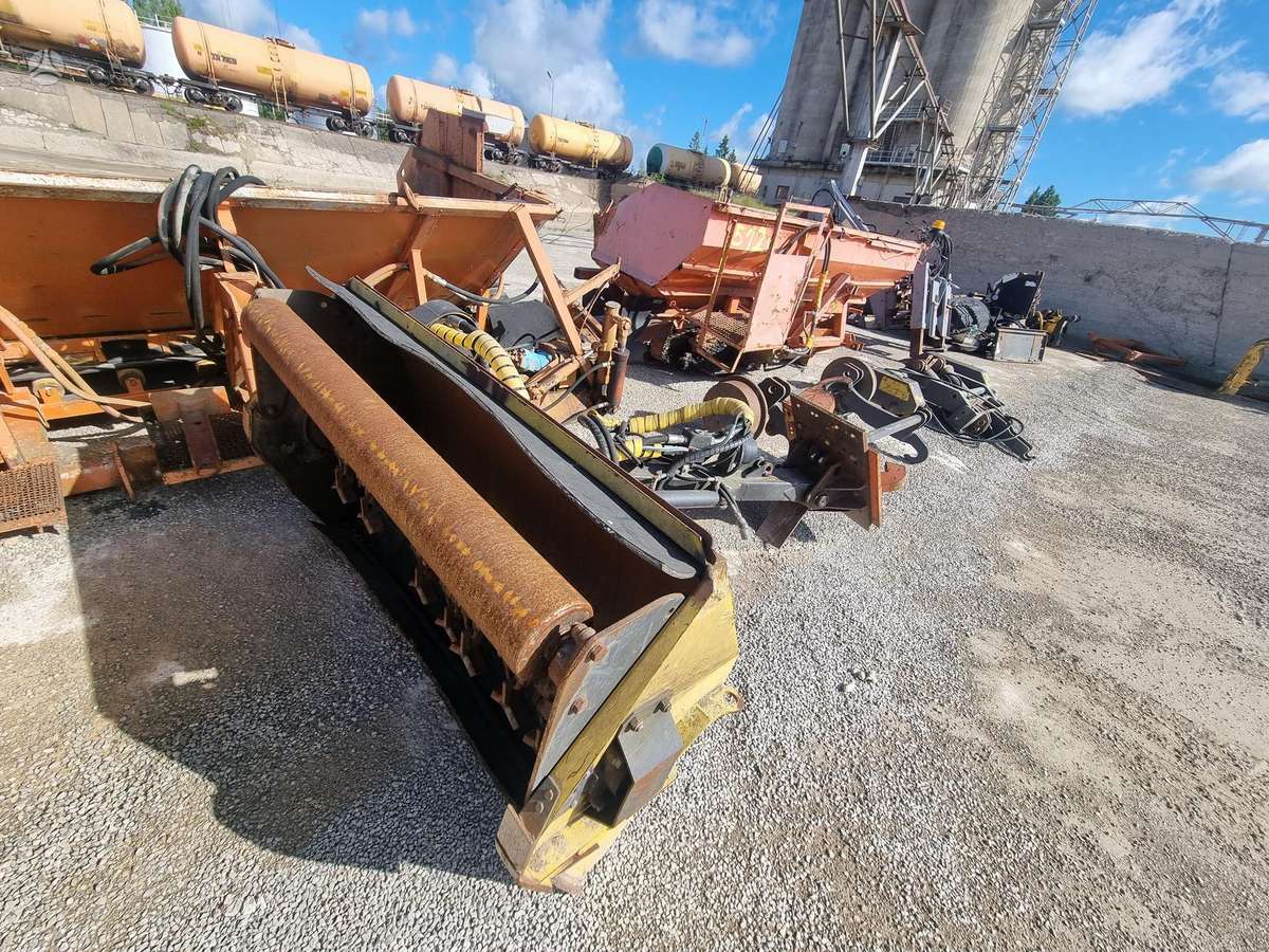 Bobcat 519, statybos ir kelių tiesimo technika