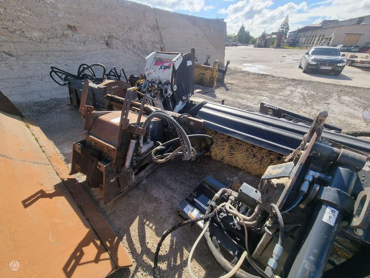 Bobcat 519, construction and road construction equipment
