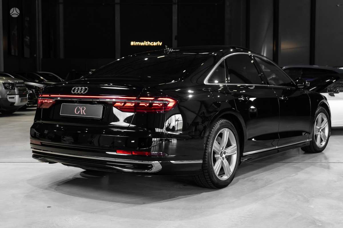 Audi A8, 3.0 l., Седан