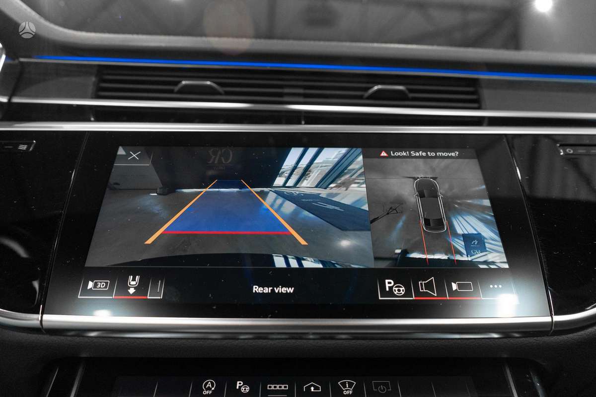 Audi A8, 3.0 l., Седан