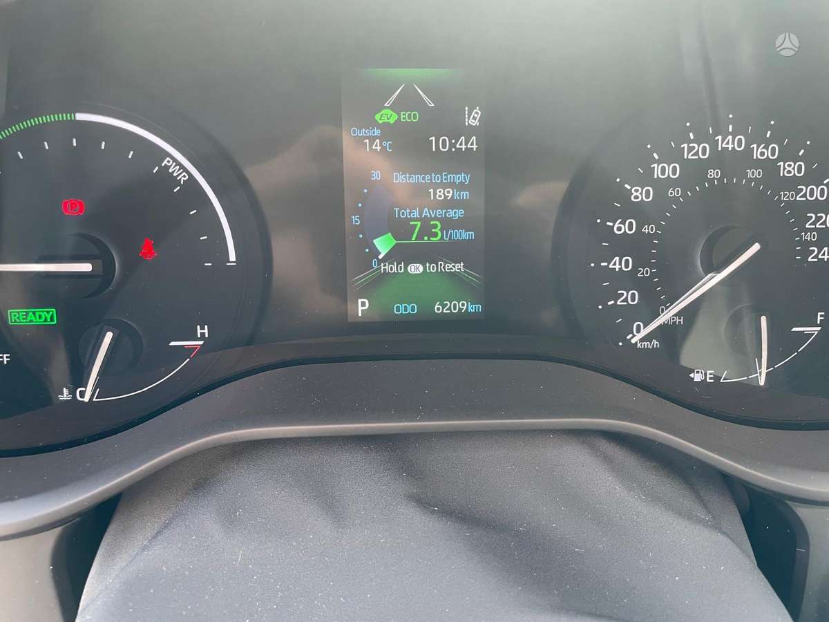 Toyota Sienna - 7