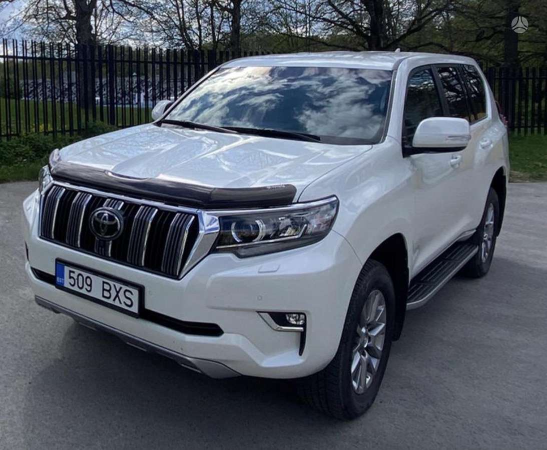 Toyota Land Cruiser - 1