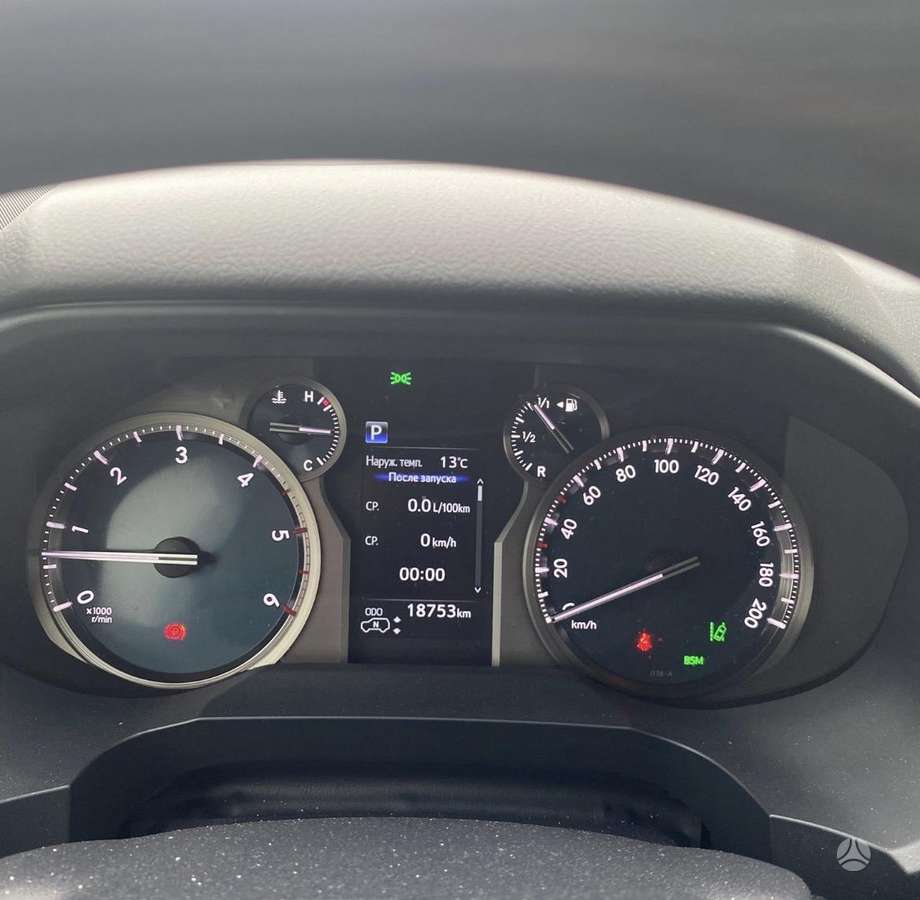 Toyota Land Cruiser - 9