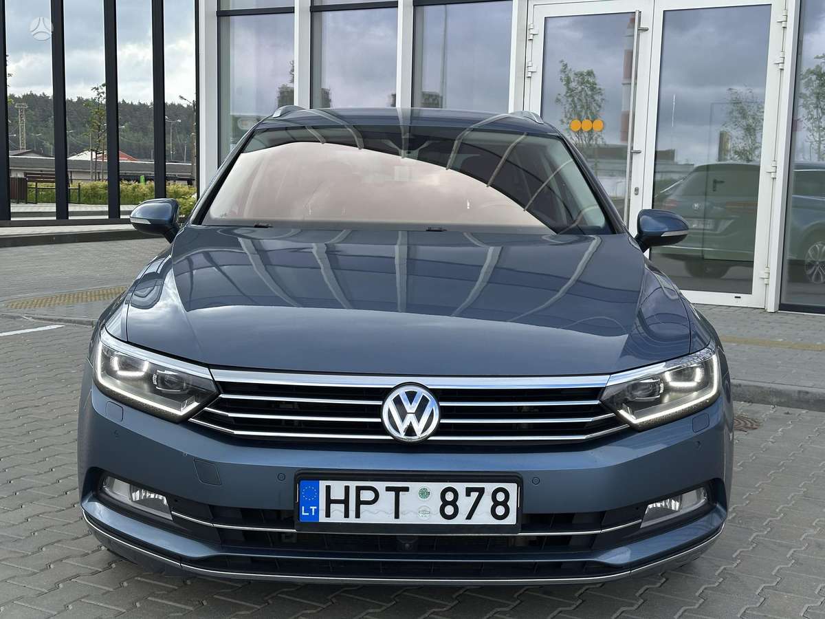 Volkswagen Passat - 2