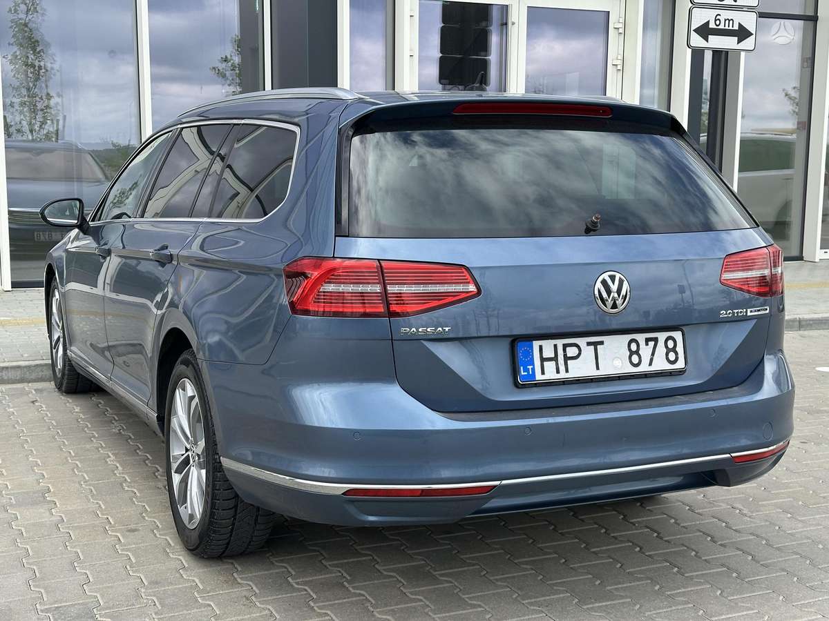 Volkswagen Passat - 4