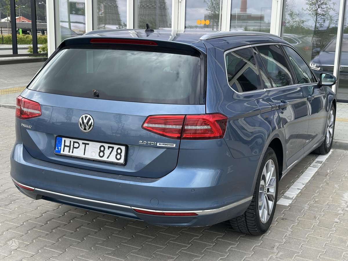 Volkswagen Passat - 6