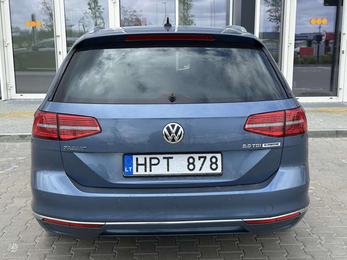 Volkswagen Passat - 5