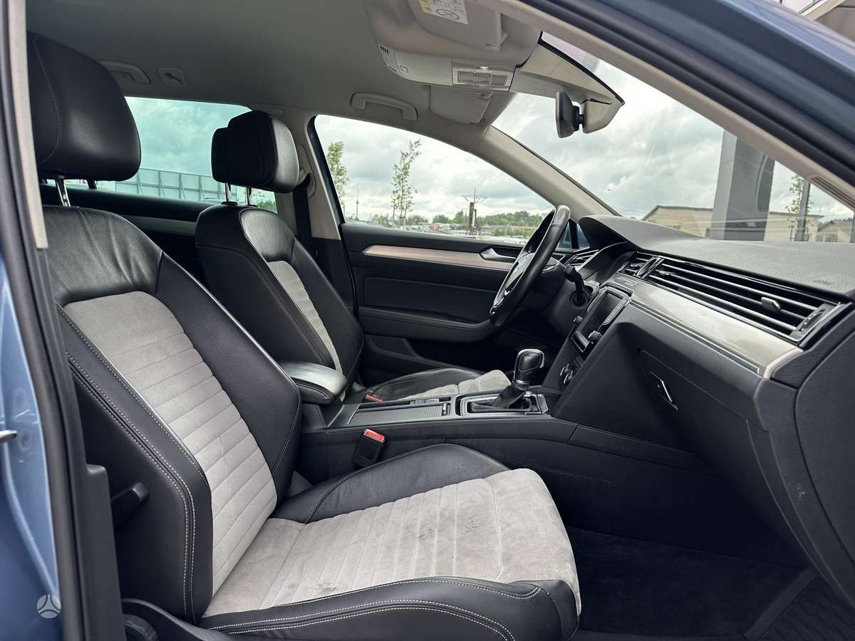 Volkswagen Passat - 11