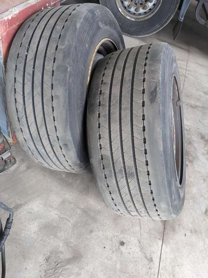 Goodyear, всесезонные 355/50 R22,5