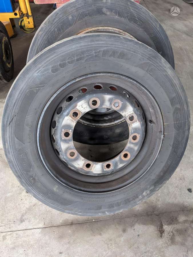 Goodyear, всесезонные 355/50 R22,5