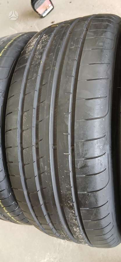 Goodyear, summer 235/45 R18