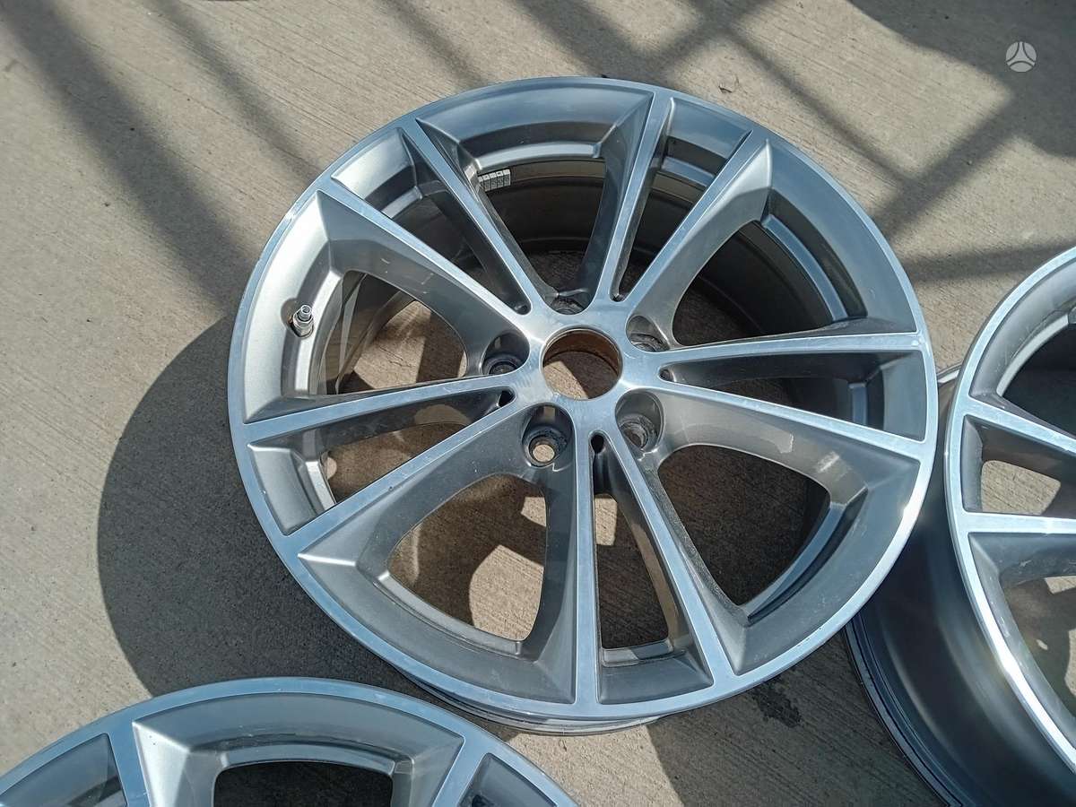 Audi ET27, легкосплавные , R17
